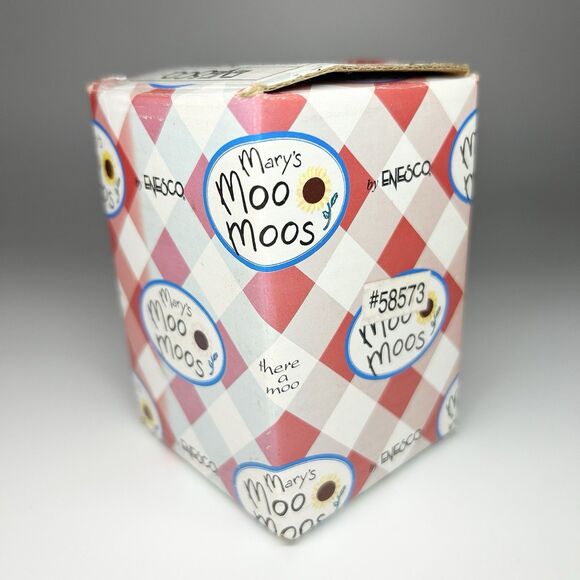 Mary’s Moo Moos Enesco Figurine #257532 Month August Moo and Me by the Sea 1996 - Picture 11 of 12